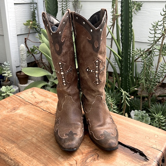 Vintage Women’s Western Cowboy Boots Brown Cross Studded - Picture 2 of 16